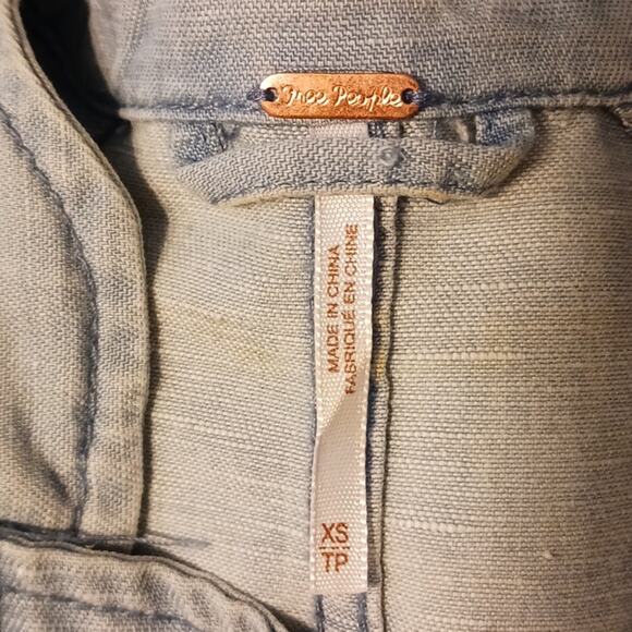 Free People Denim Jacket Sz XS EMBROIDERED BEADED Light Blue Boho Gypsy Bohemian - Picture 14 of 16